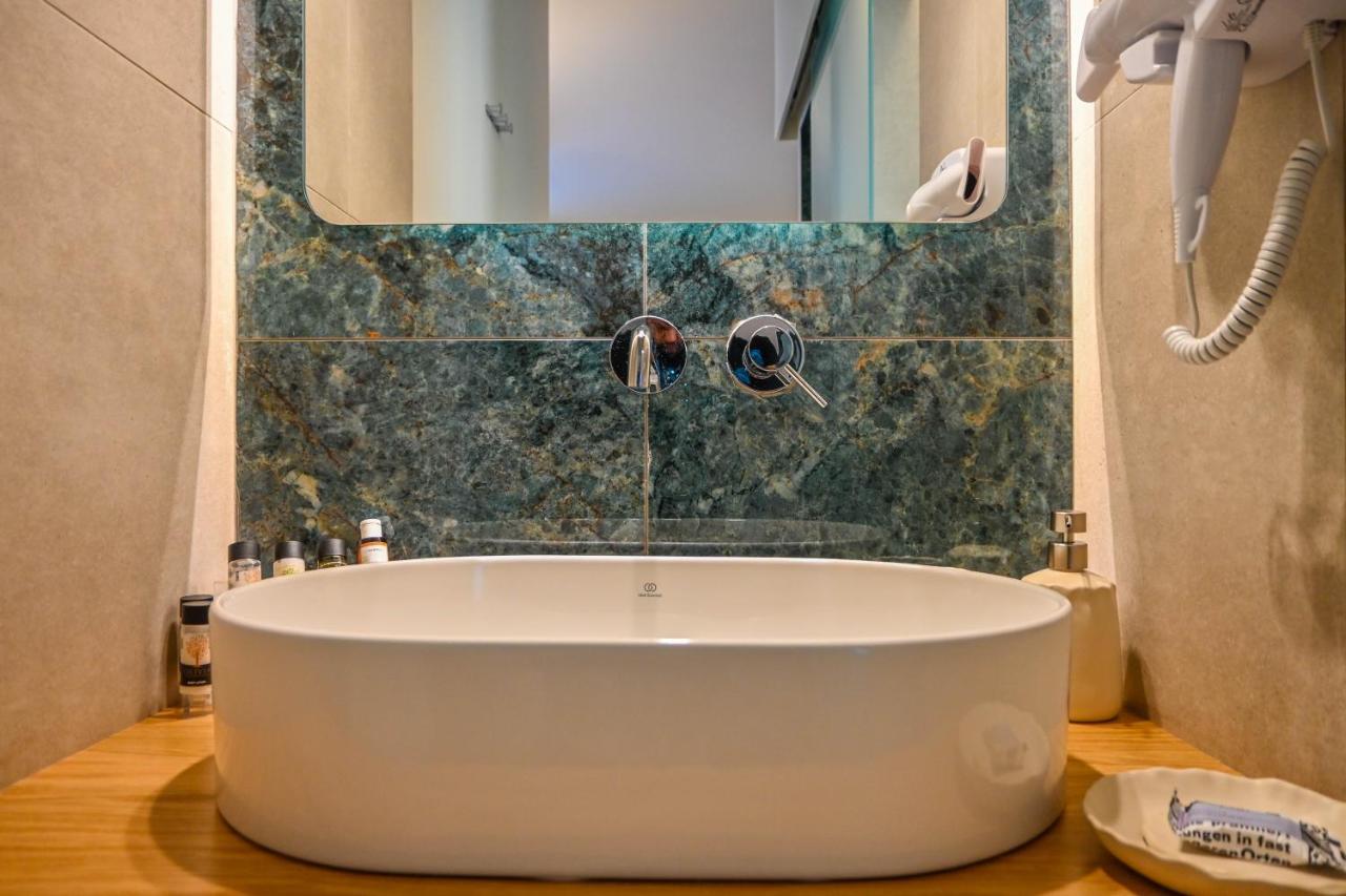 Schinoza Luxury Suites Schoinoussa 외부 사진