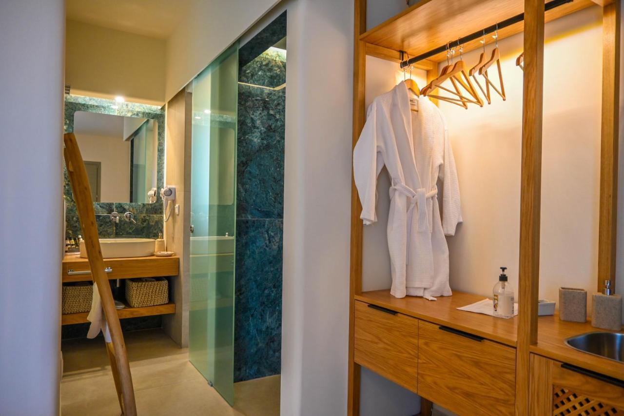 Schinoza Luxury Suites Schoinoussa 외부 사진