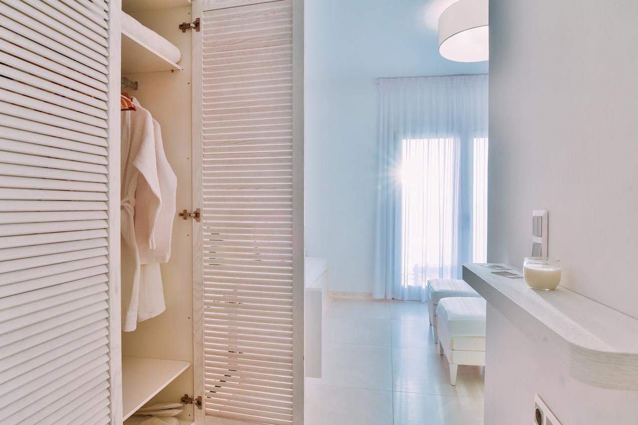 Schinoza Luxury Suites Schoinoussa 외부 사진